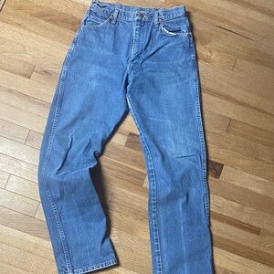 Wrangler High-Rise Women’s Blue Straight-Leg Jeans